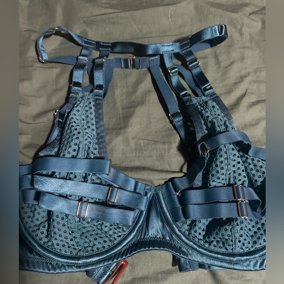 CITY CHIC Strappy Bra with matching pants and g-string 36DD, sz 16 teal gold - Picture 2 of 5